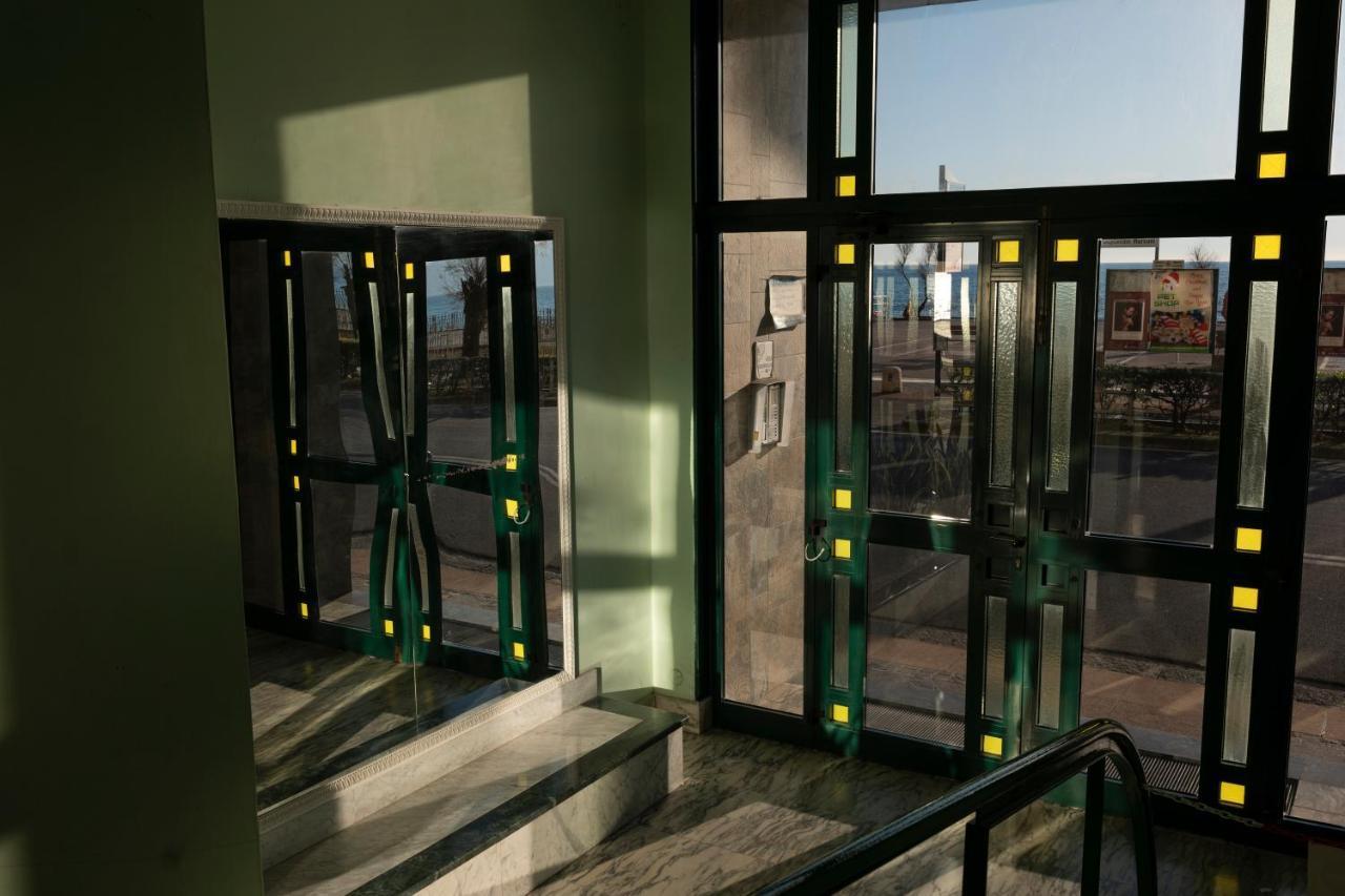 Oltremare Salerno Apartment Exterior photo